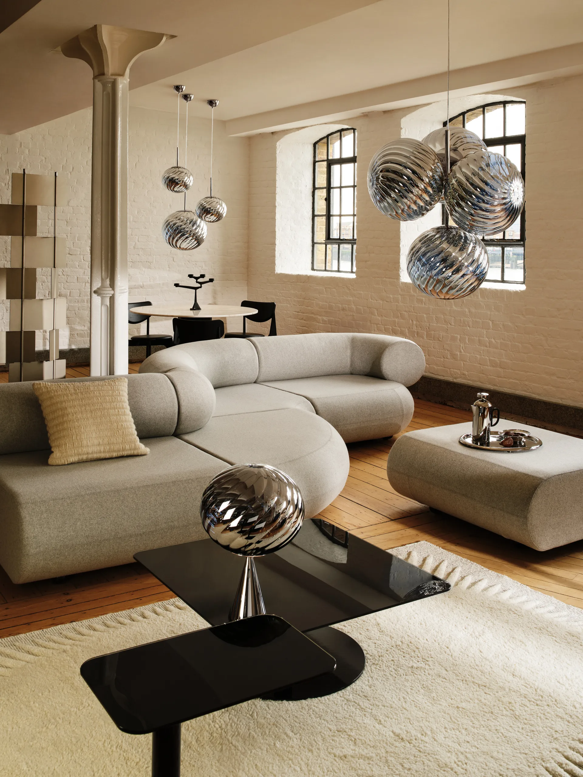 Lampada da tavolo Whirl cone fat, Argento Tom Dixon