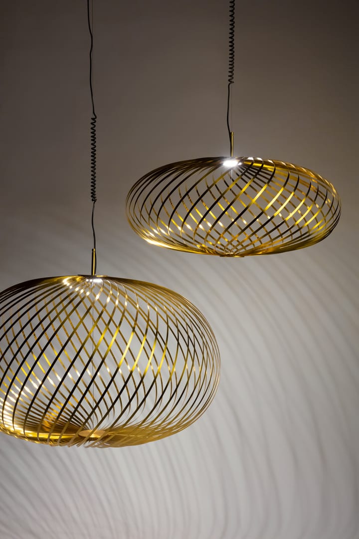 Lampada LED a sospensione Spring ottone, Grande Tom Dixon