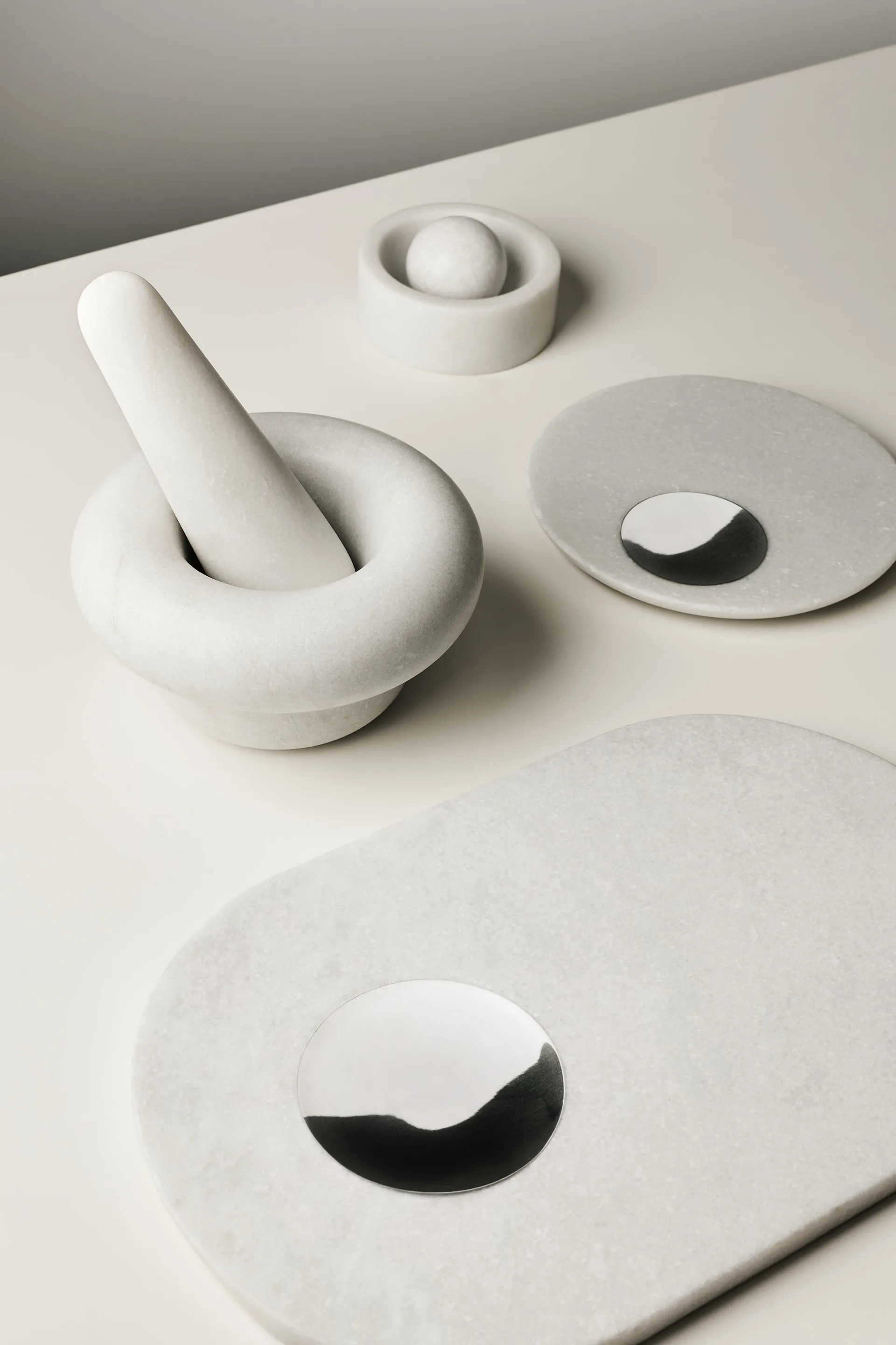 Macinapepe Stone Ø12 cm, Marmo bianco Tom Dixon