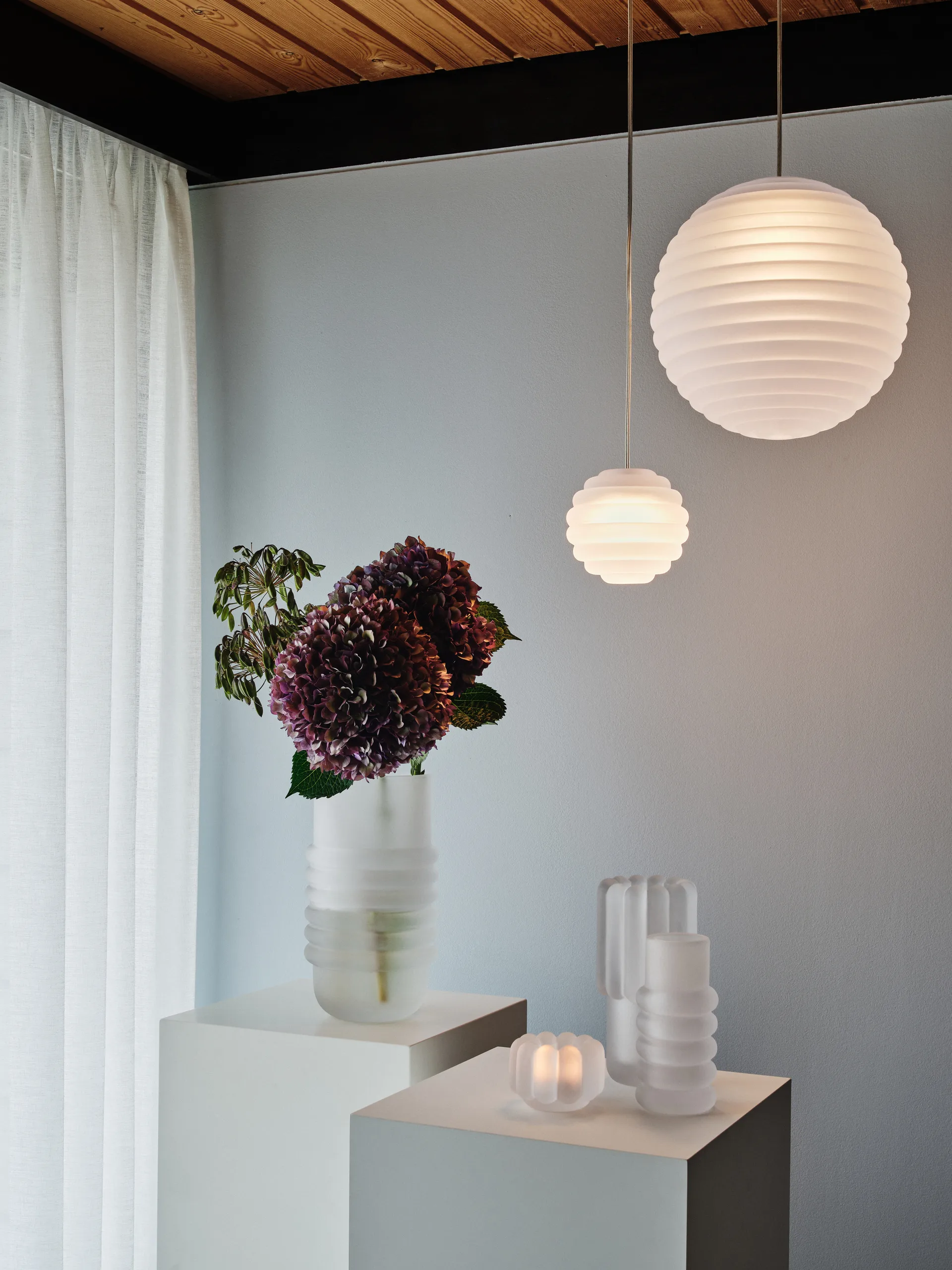 Press Sphere pendente LED Ø30 cm, Opaco Tom Dixon