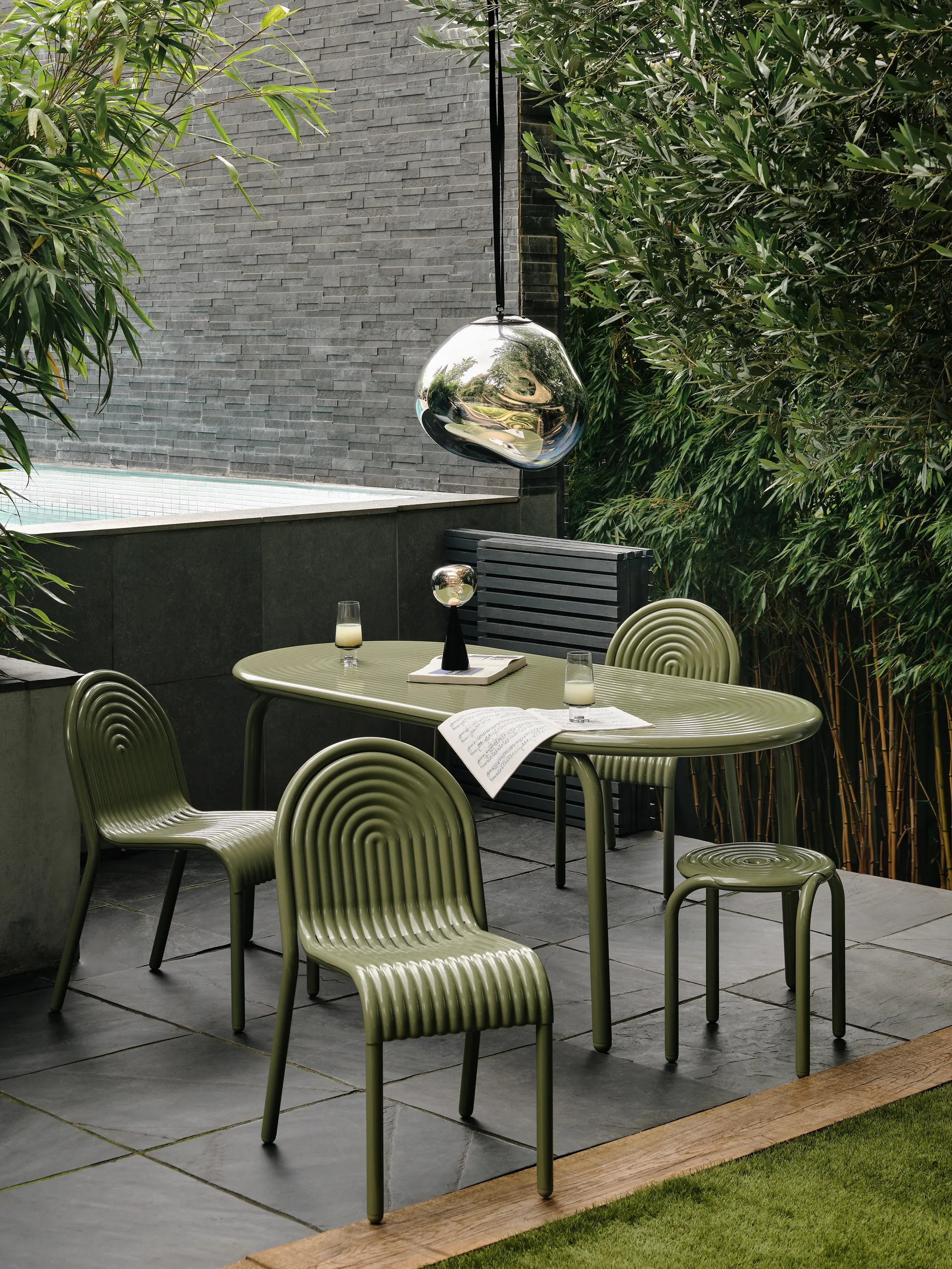 Sedia Groove, Muschio Tom Dixon