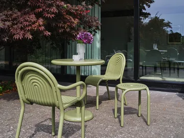 Tavolino da caffè Groove rotondo - Moss, Ø70 cm - Tom Dixon