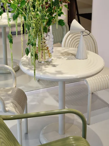 Tavolino da caffè Groove rotondo - Putty, Ø70 cm - Tom Dixon