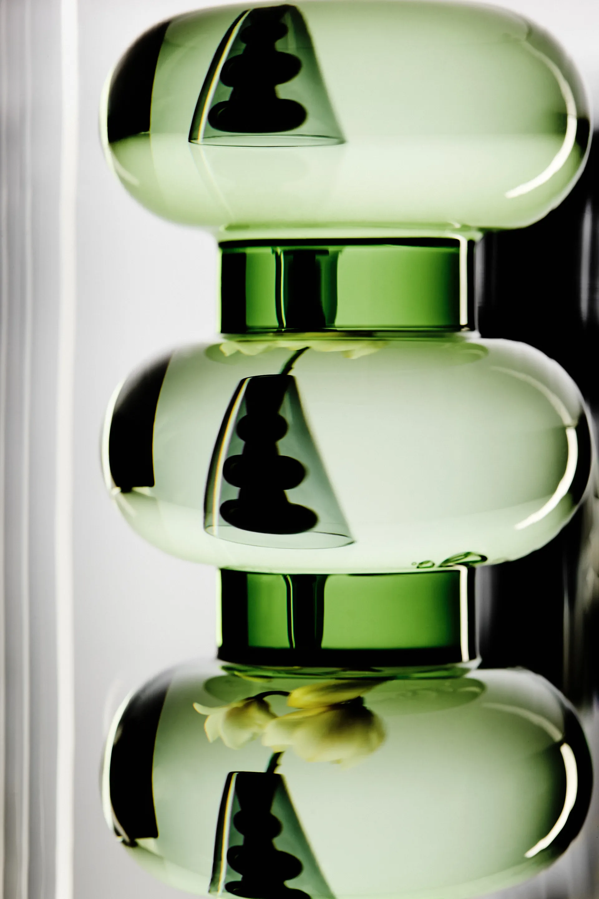 Vaso Bump Tall, Green Tom Dixon