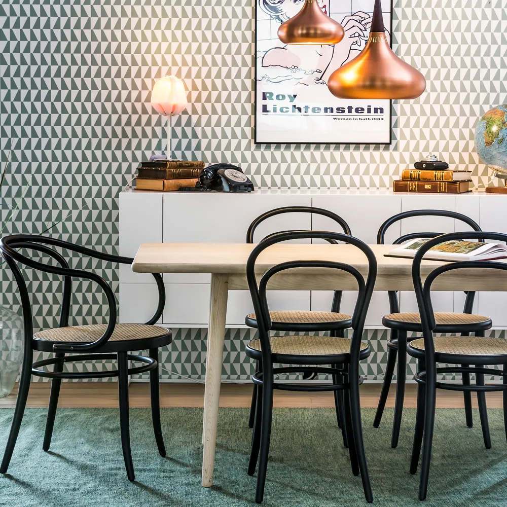 Sedia Ton n. 30 con seduta in rattan, mordente nero b123, seduta in rattan TON