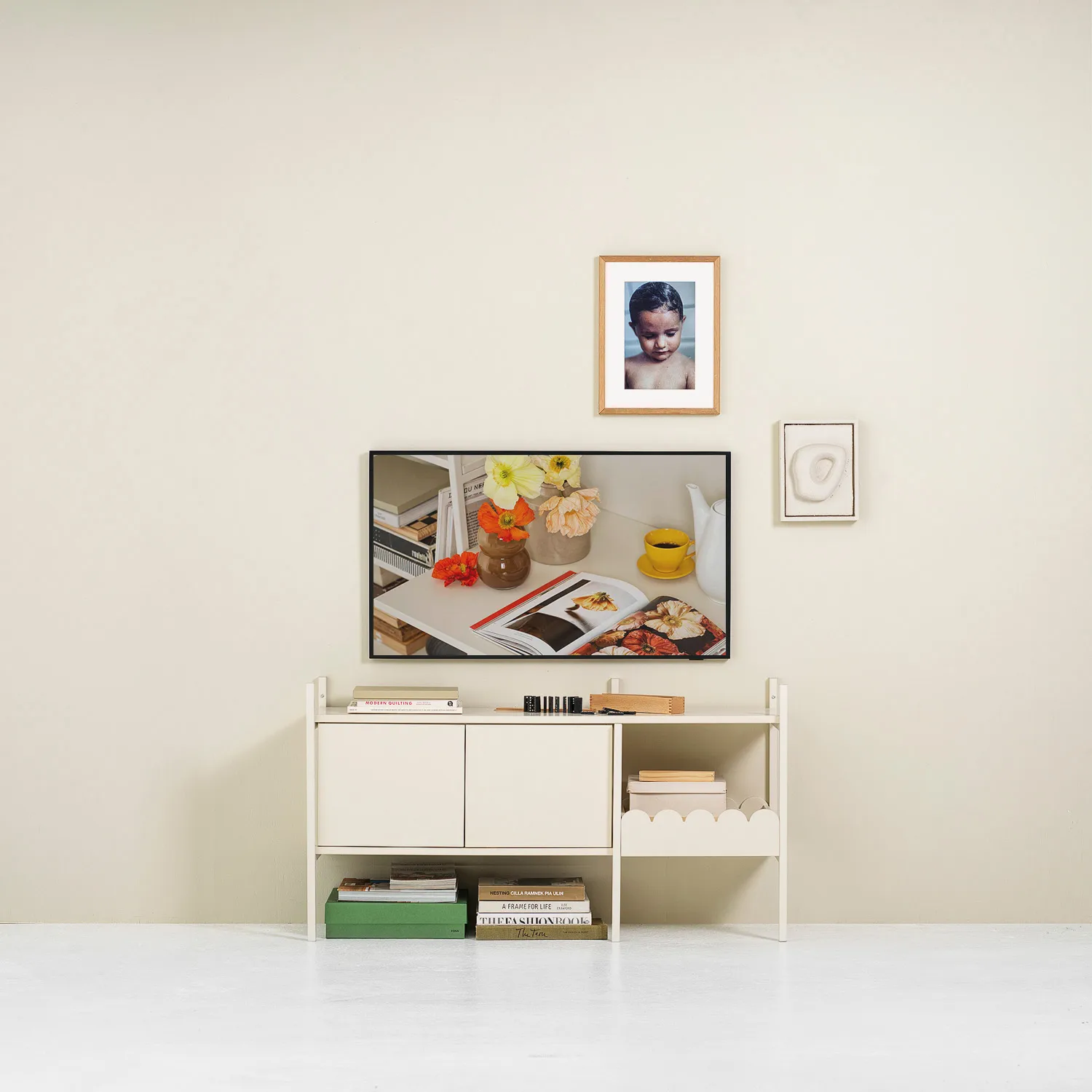 Mobile TV Portal 123 cm - Off-white,  TÔNN furniture