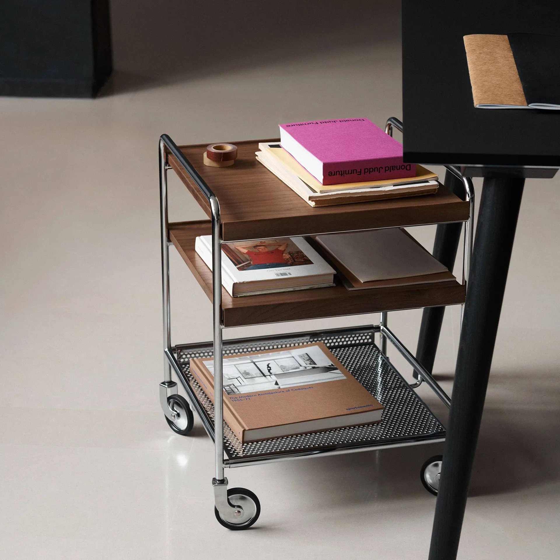 Alima NDS2 carrello portavivande, Noce laccato-cromo &Tradition