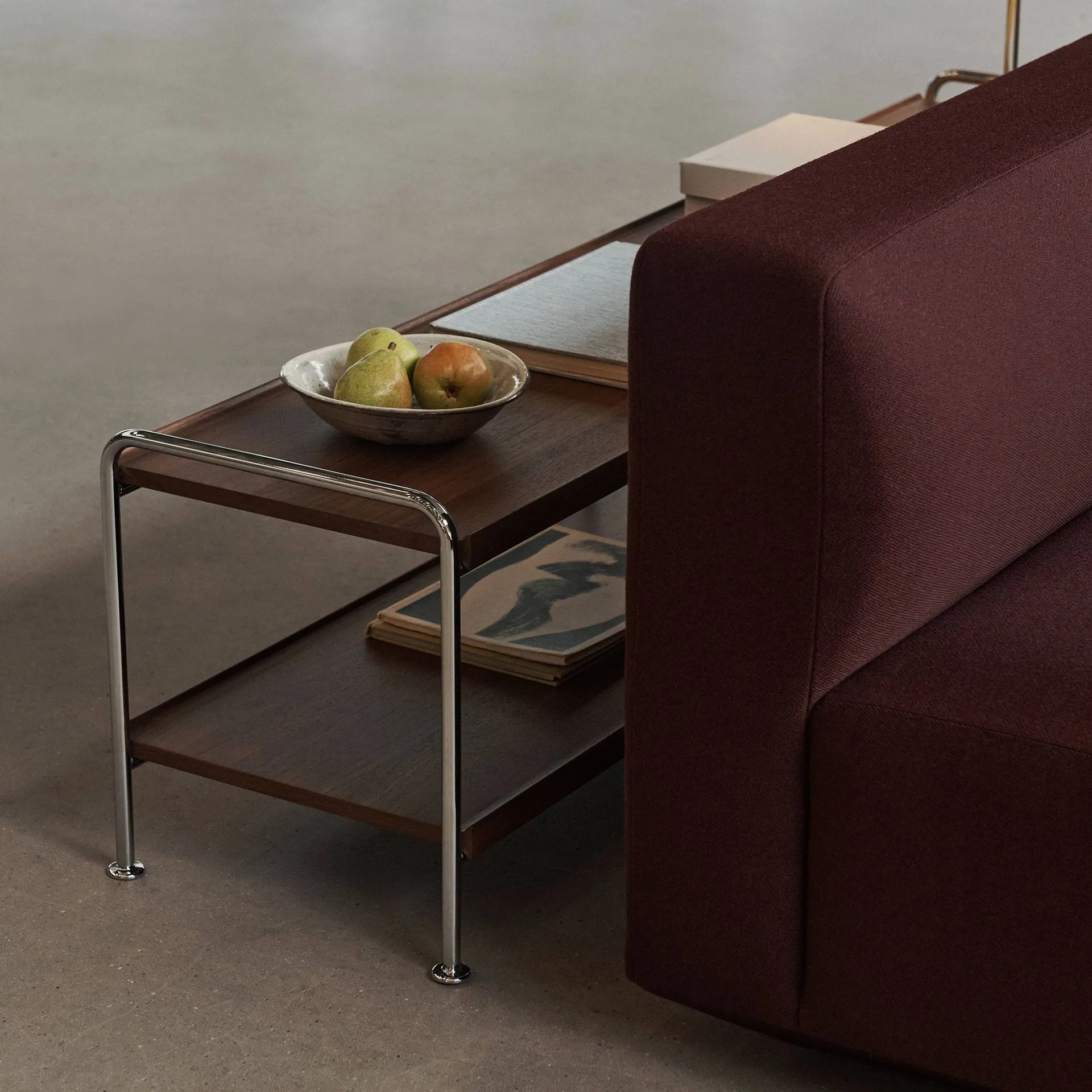 Alima NDS4 mensola console, Noce laccato-cromo, 162x42x38 cm &Tradition