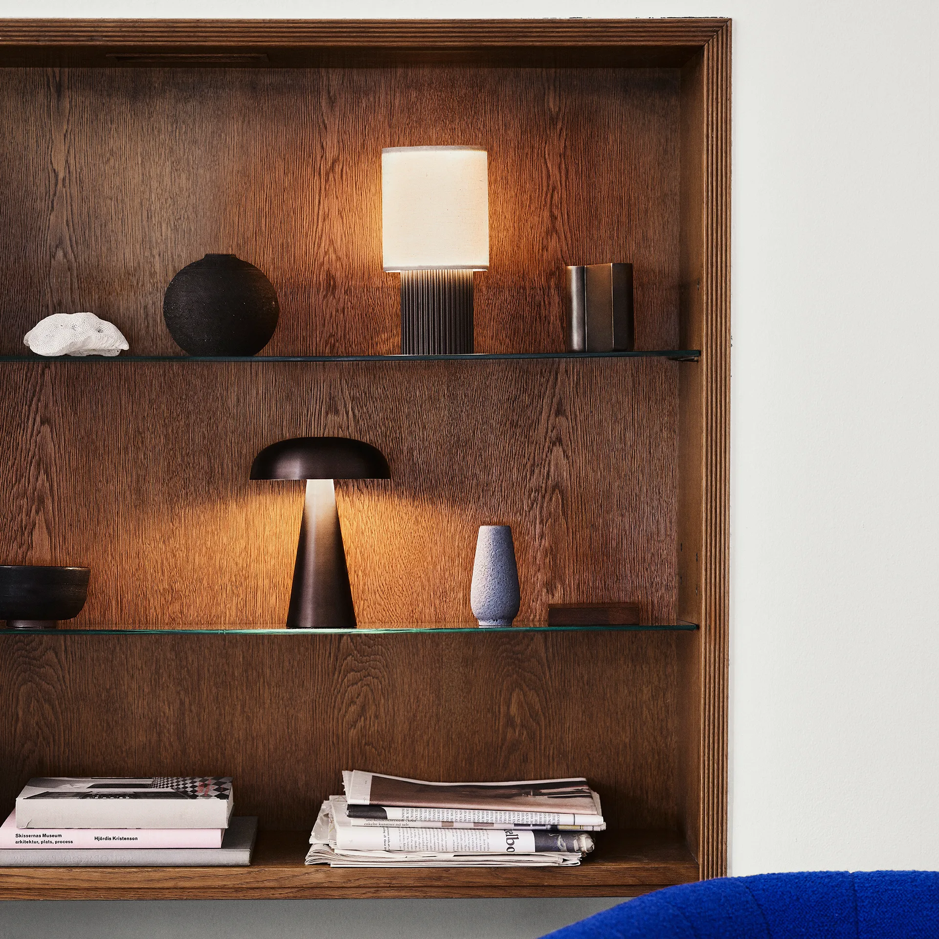 Como Lampada da tavolo portatile SC53, ottone bronzato &Tradition