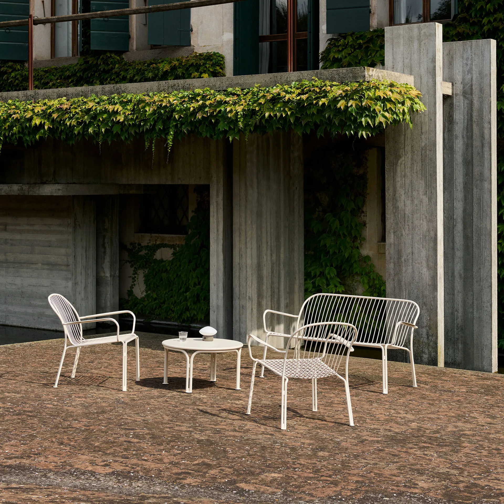 Divano lounge Thorvald SC110, Ivory, 143 cm &Tradition