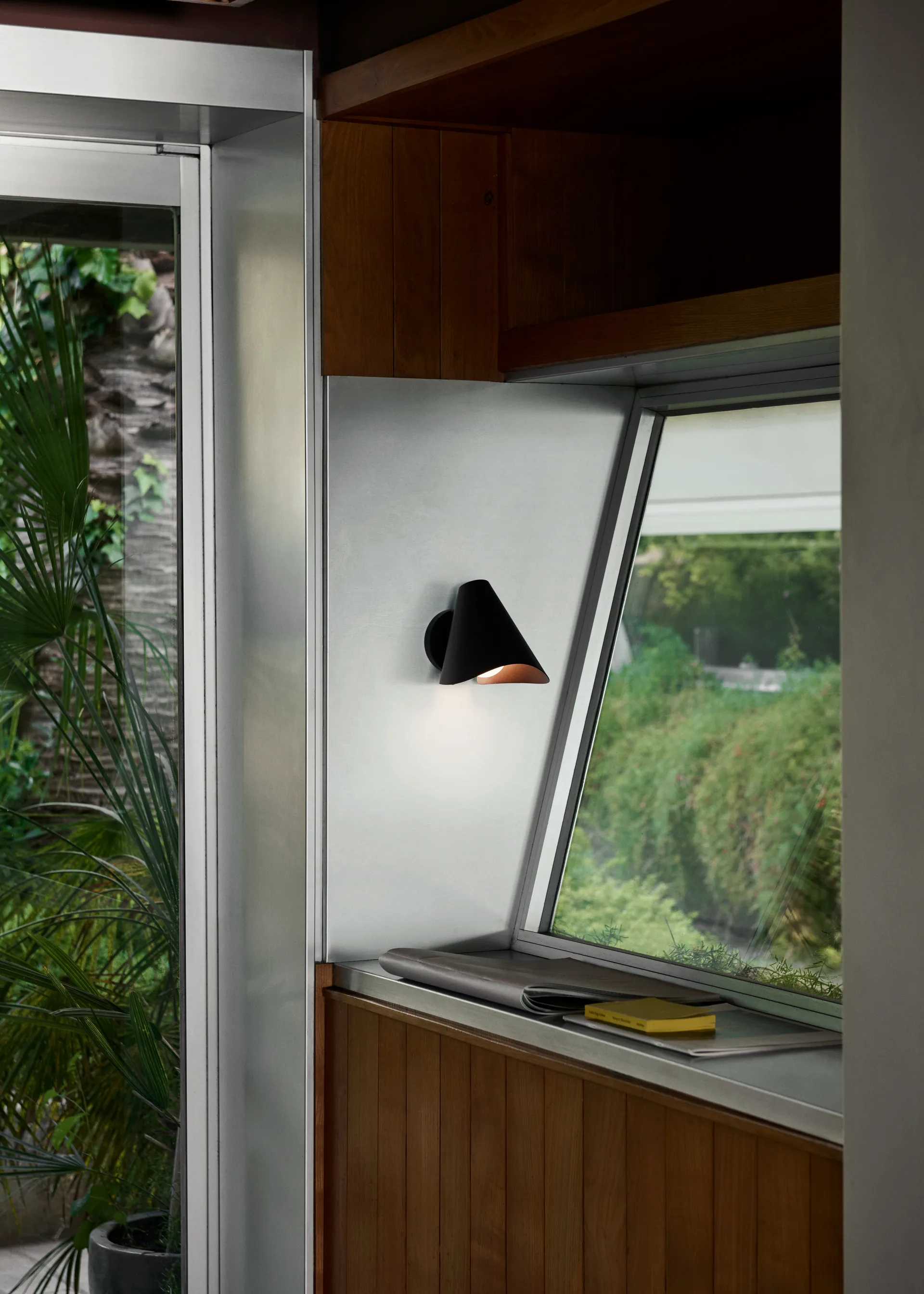 Lampada da parete Bonnet sc103, Nero &Tradition