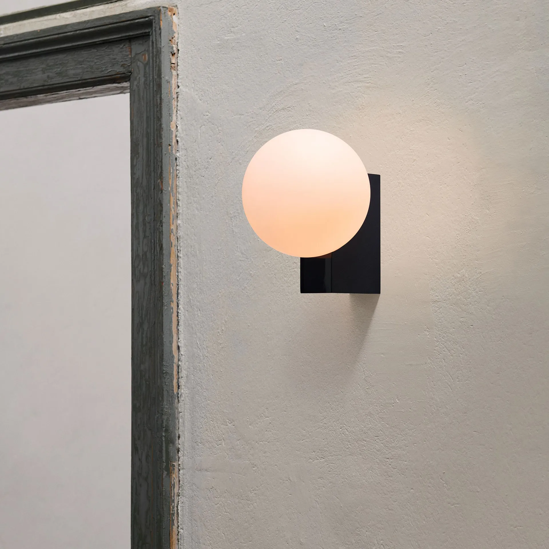 Lampada da parete Journey SHY2, Steel blue &Tradition