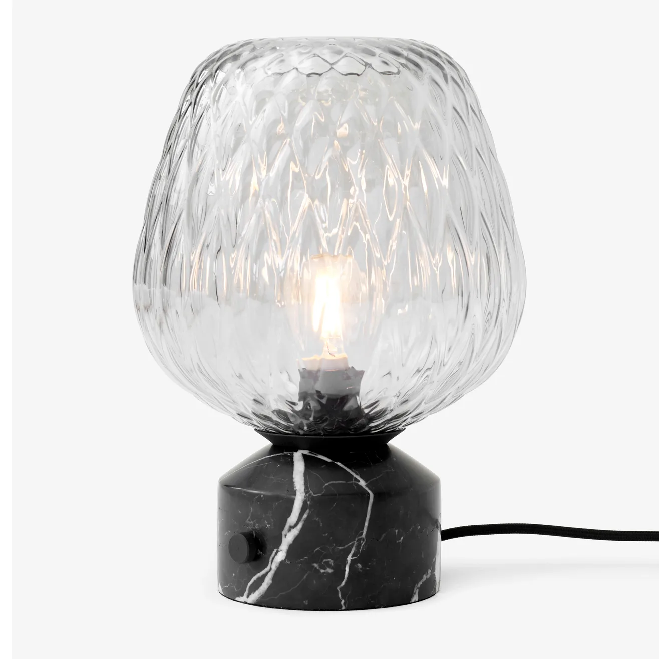 Lampada da tavolo Blown SW6, Marmo nero &Tradition