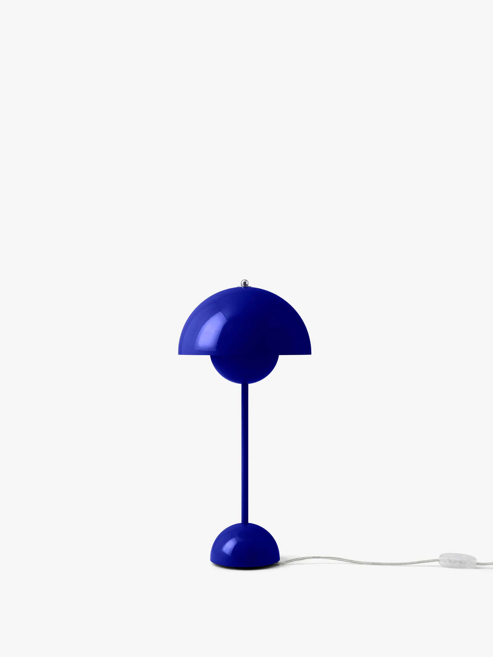 Lampada da tavolo FlowerPot VP3, Cobalt blue &Tradition