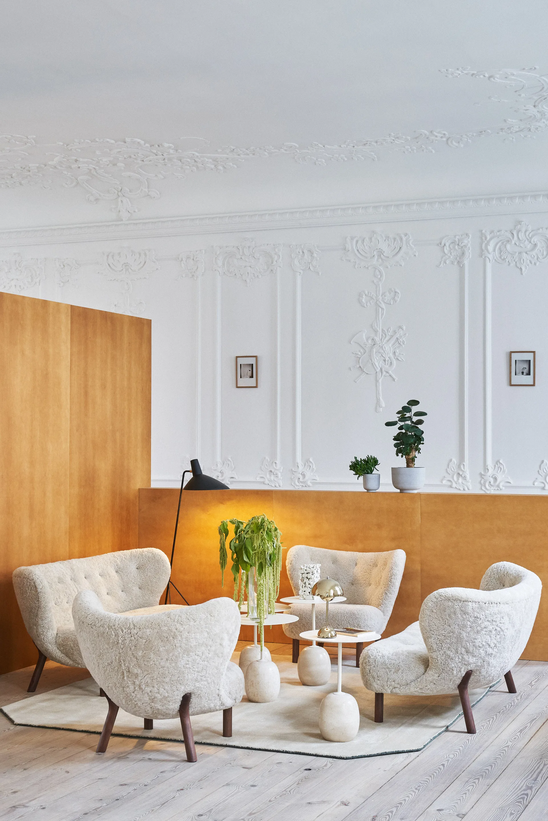 Lampada da tavolo portatile Flowerpot VP9, Ottone &Tradition