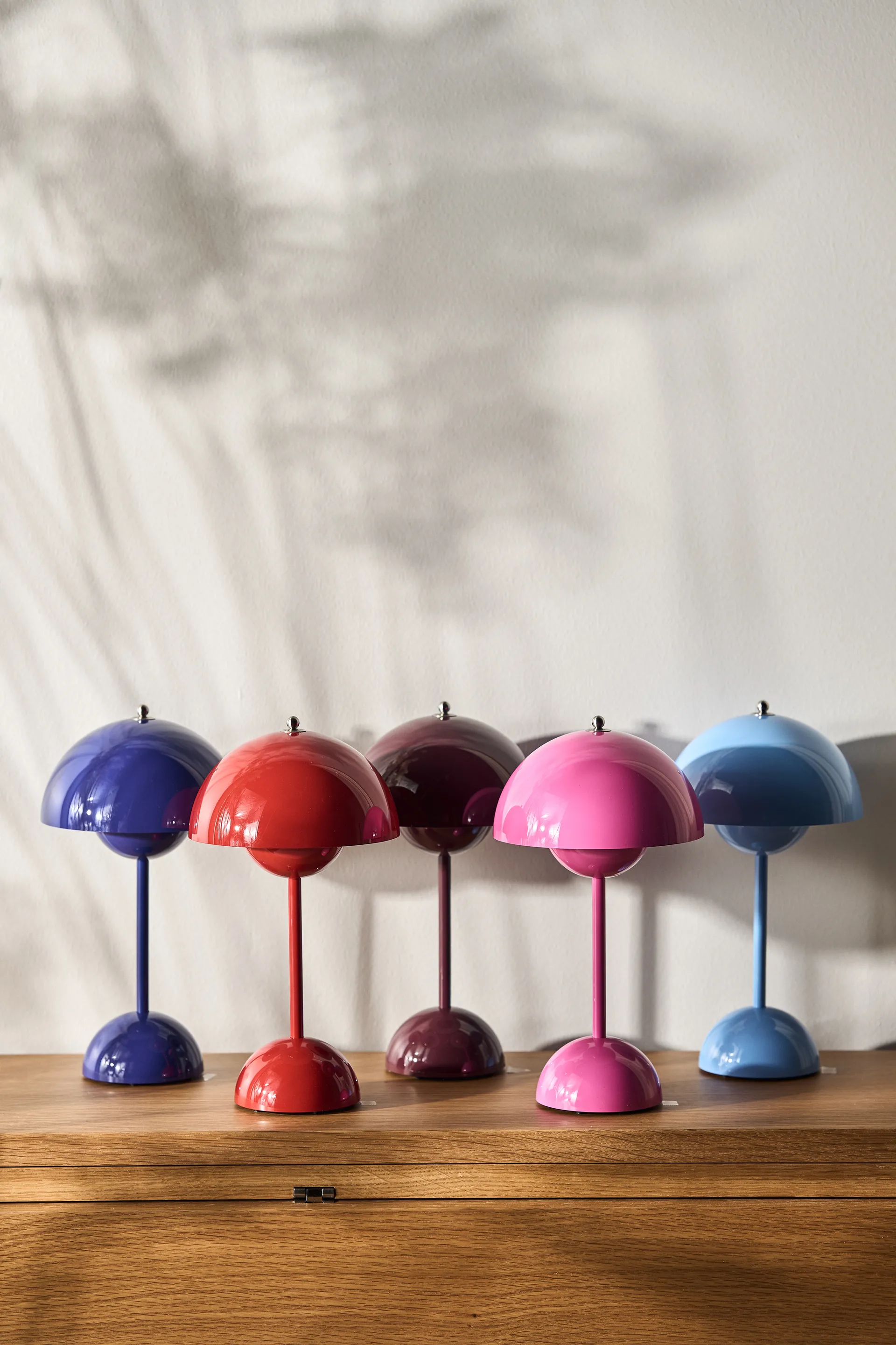 Lampada da tavolo portatile Flowerpot VP9, Tangy pink &Tradition