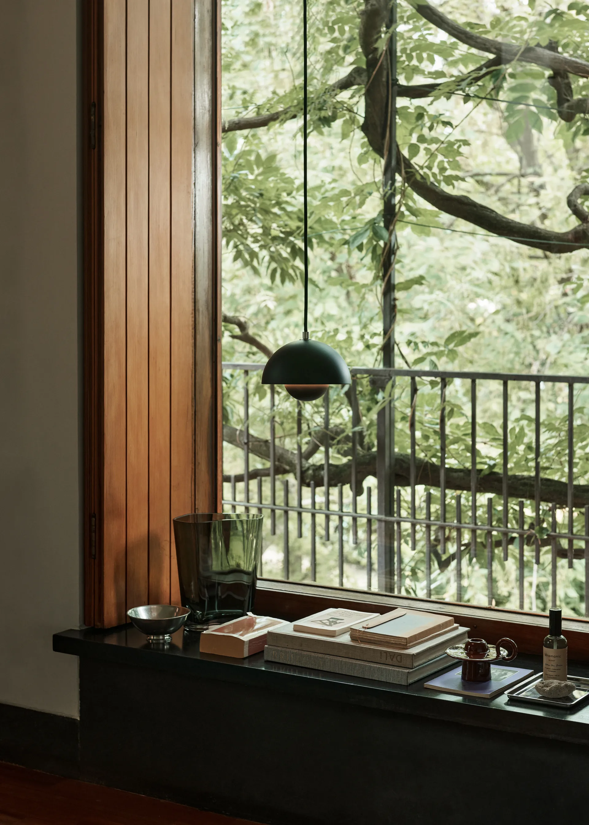 Lampadario Flowerpot VP10, Nero opaco &Tradition