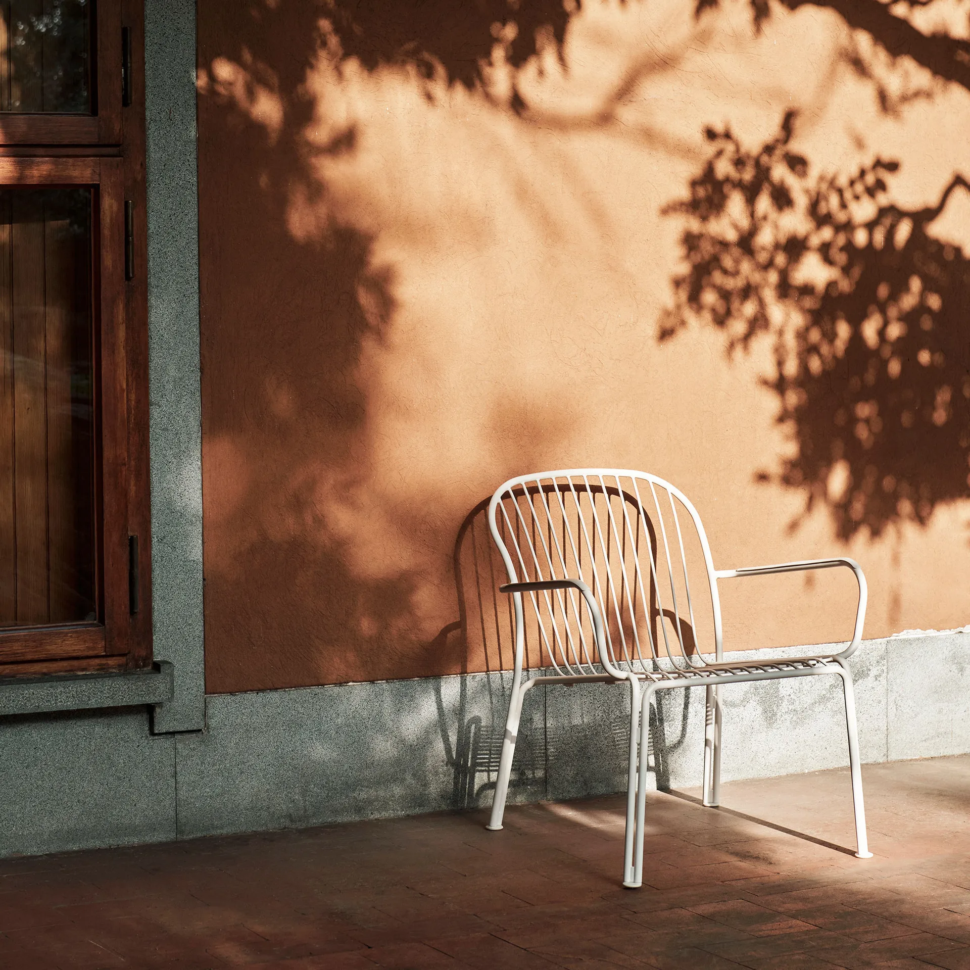 Poltrona lounge Thorvald SC101 , Avorio &Tradition