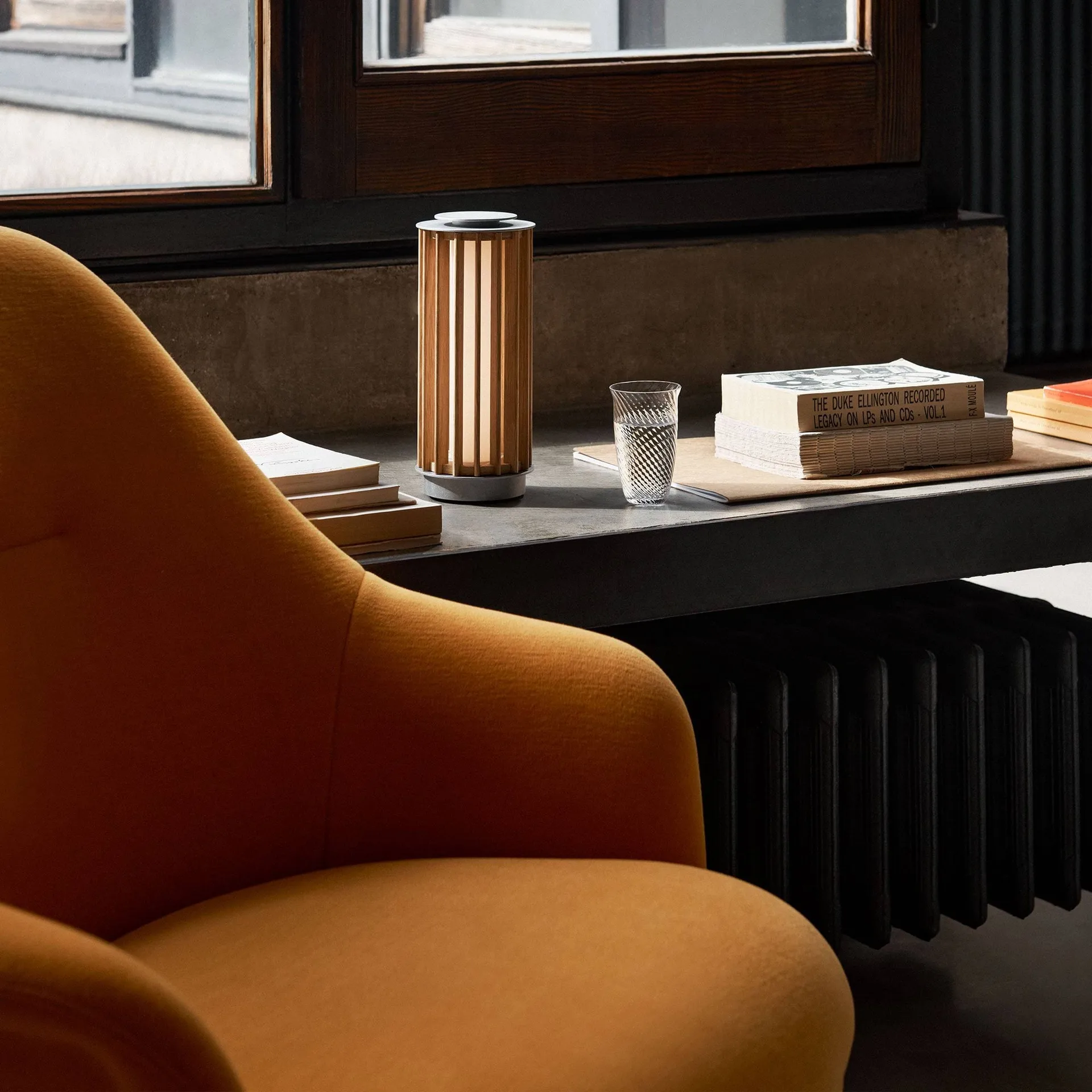 Rely HW139 poltrona lounge, Gentle 0433-alluminio &Tradition