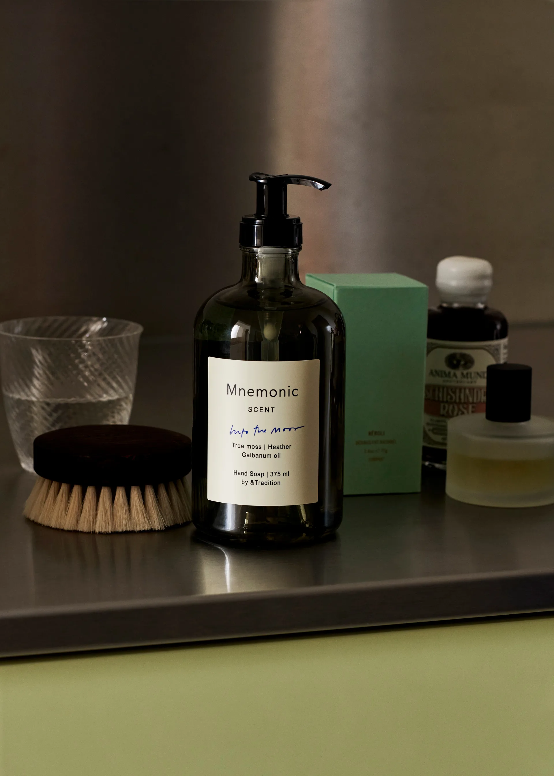 Sapone Mnemonic MNC1 375 ml, Into the moor &Tradition