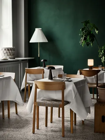 Sedia Betty TK1, Rovere-seduta intrecciata in lino naturale, confezione da 4 - &Tradition