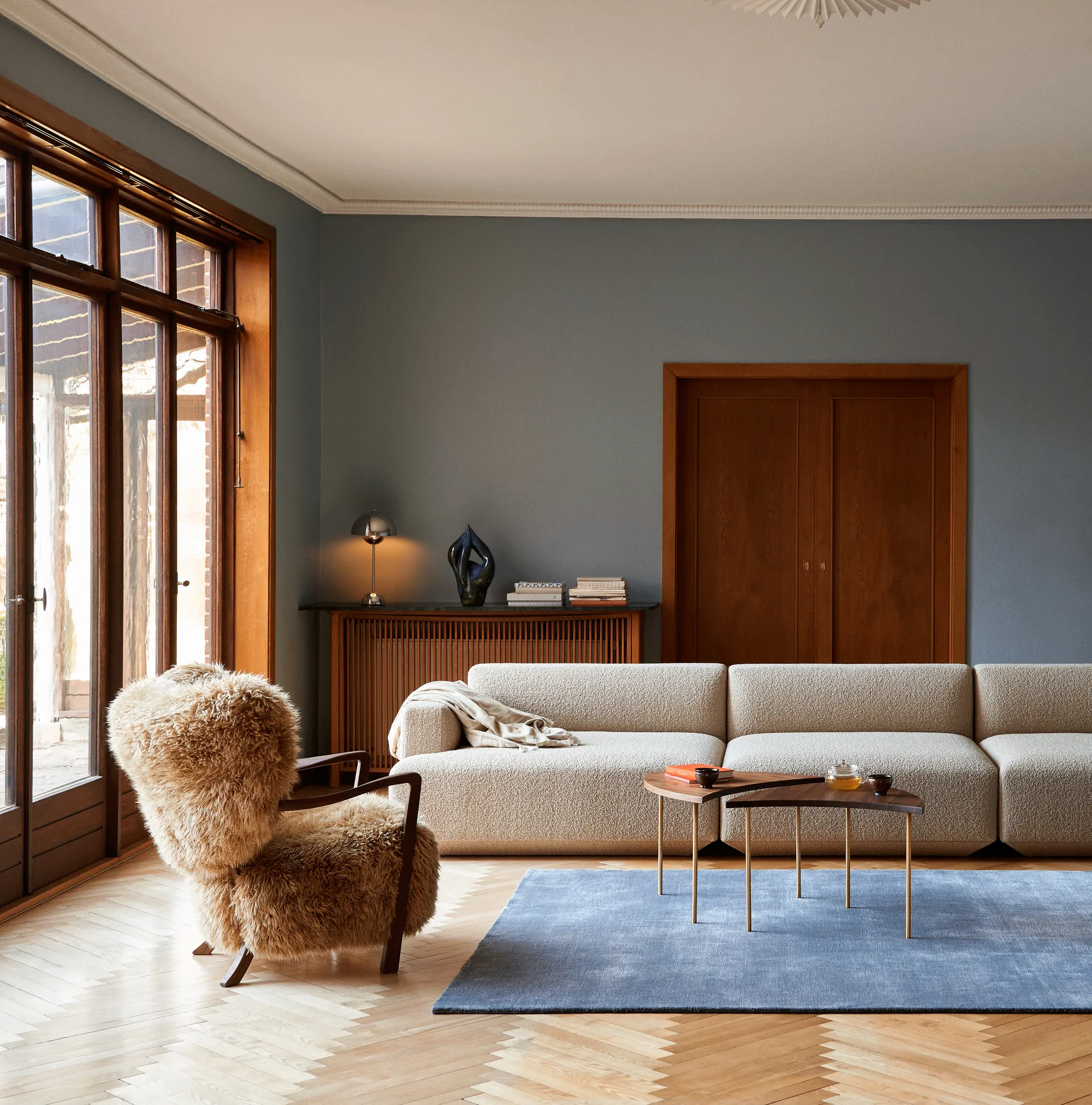 Sedia da salotto Wulff ATD2, Noce oliato, Sheepskin honey &Tradition