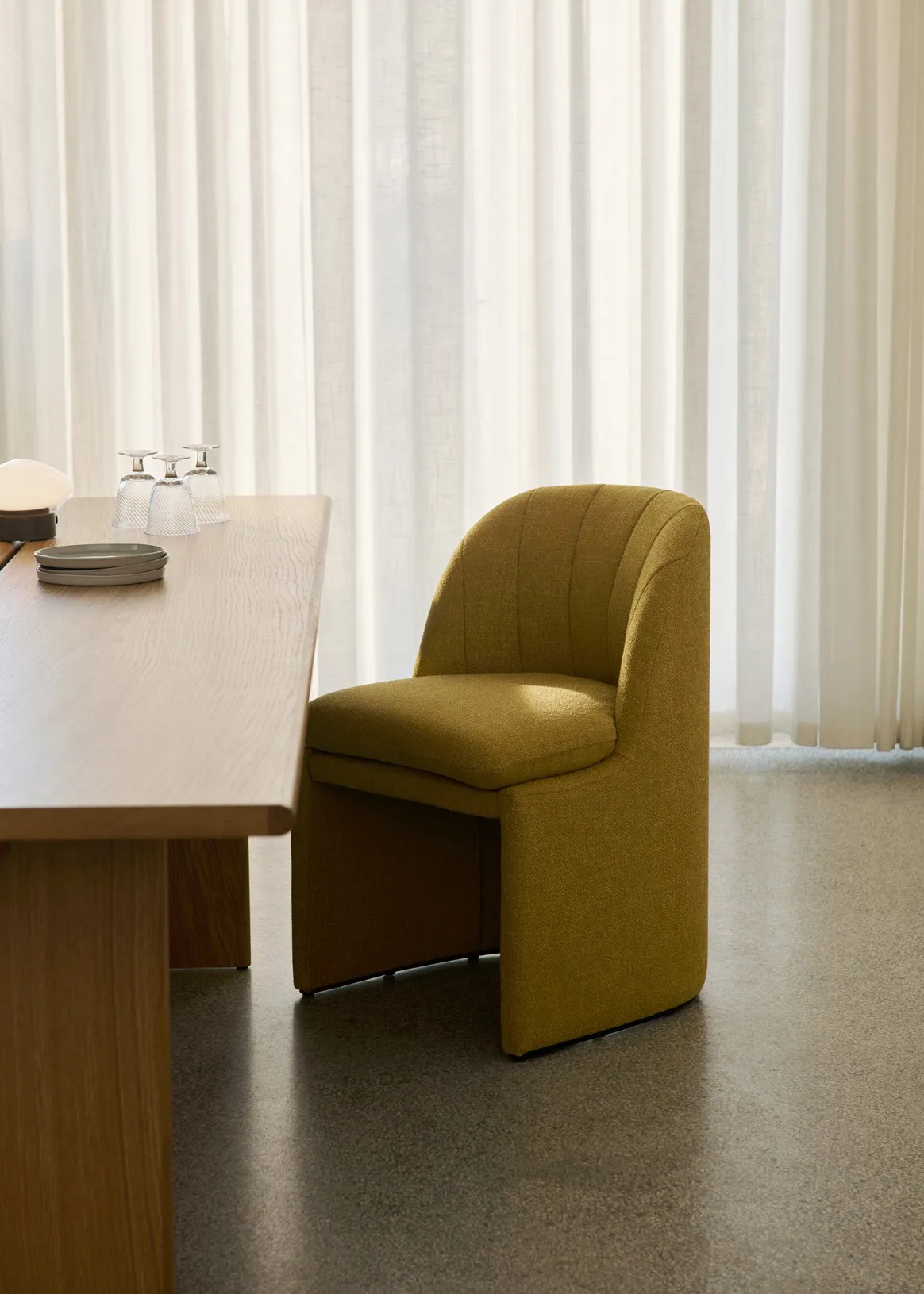 Sedia Loafer Side Chair SC106, Ecriture 0470 &Tradition