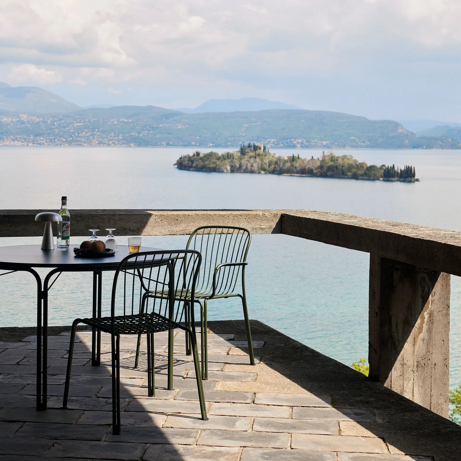 Sedia Thorvald SC95, Verde bronzo &Tradition