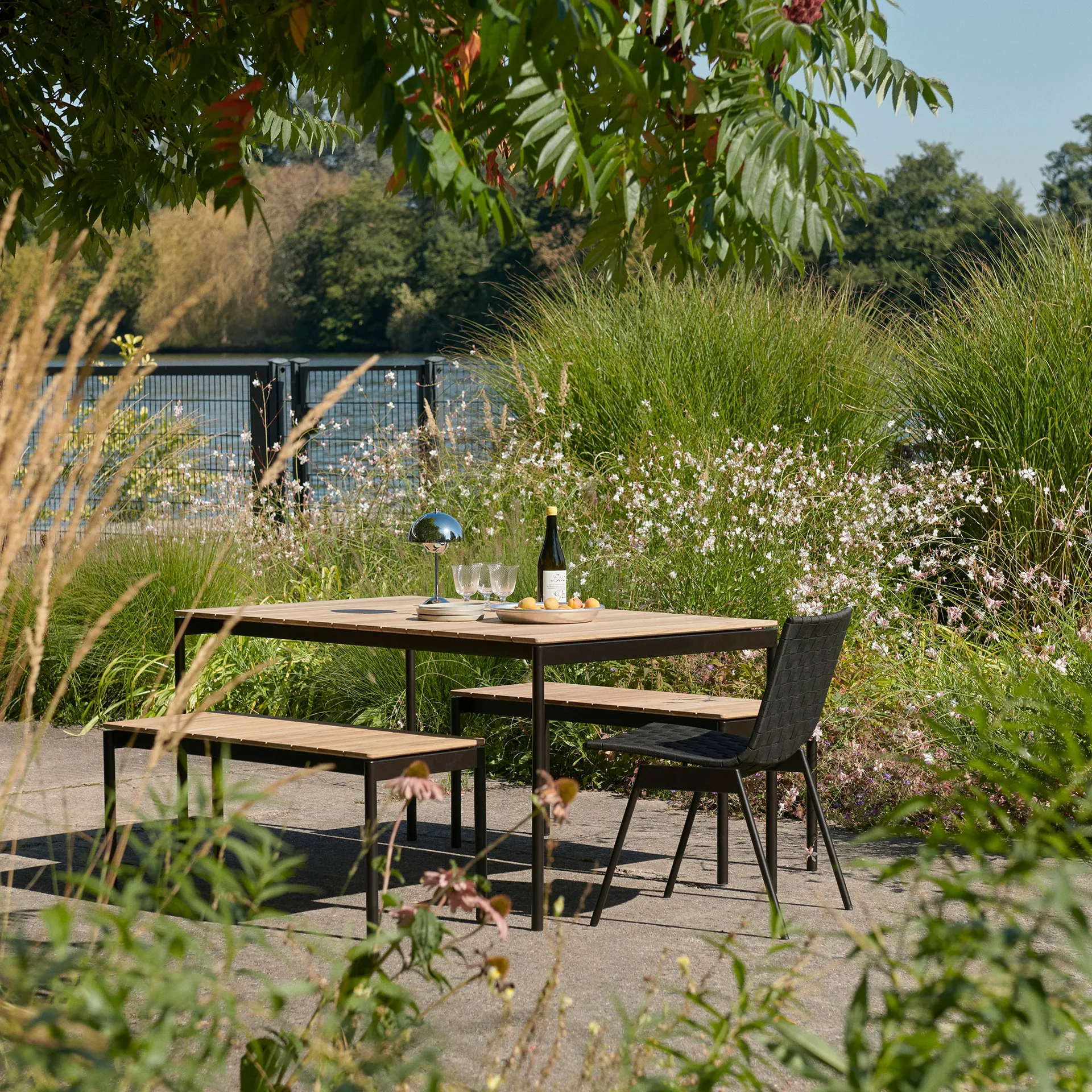 Sedia Ville Outdoor AV33 , Nero &Tradition