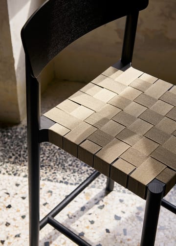Sgabello da bar Betty TK12 Counter Chair 65 cm - Lino naturale-frassino laccato nero - &Tradition