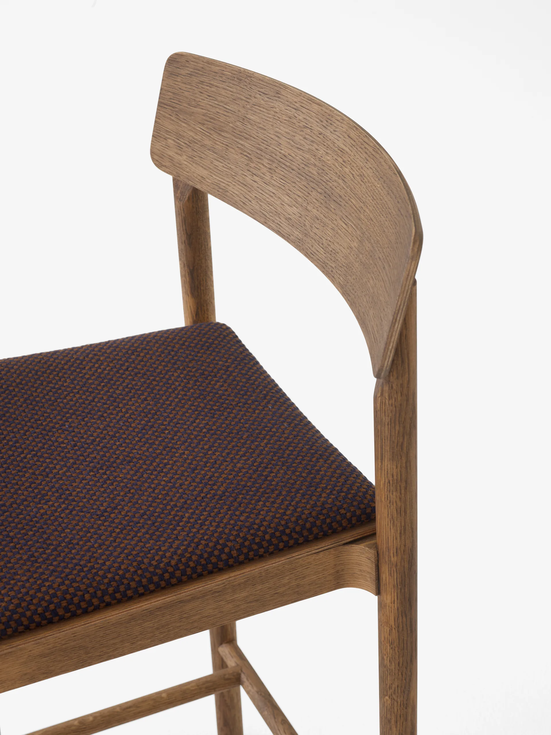 Sgabello da bar Betty TK14 Counter Chair 65 cm, Sisu 0785-rovere affumicato &Tradition