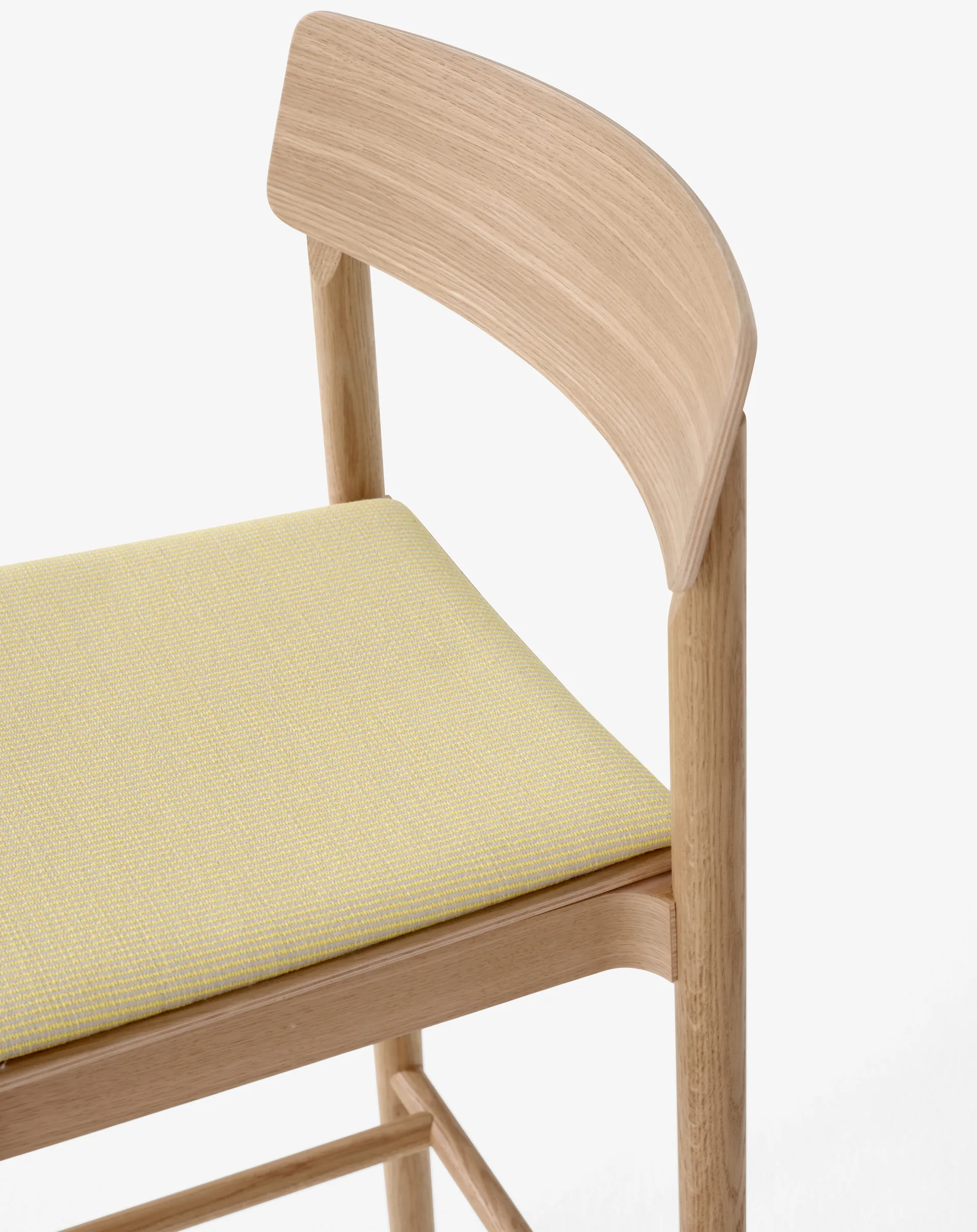 Sgabello da bar Betty TK17 Bar Chair 75 cm, Fuse 0421-rovere laccato &Tradition