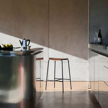 Sgabello da bar Pavilion AV38 79 cm - Black-lacquered walnut - &Tradition