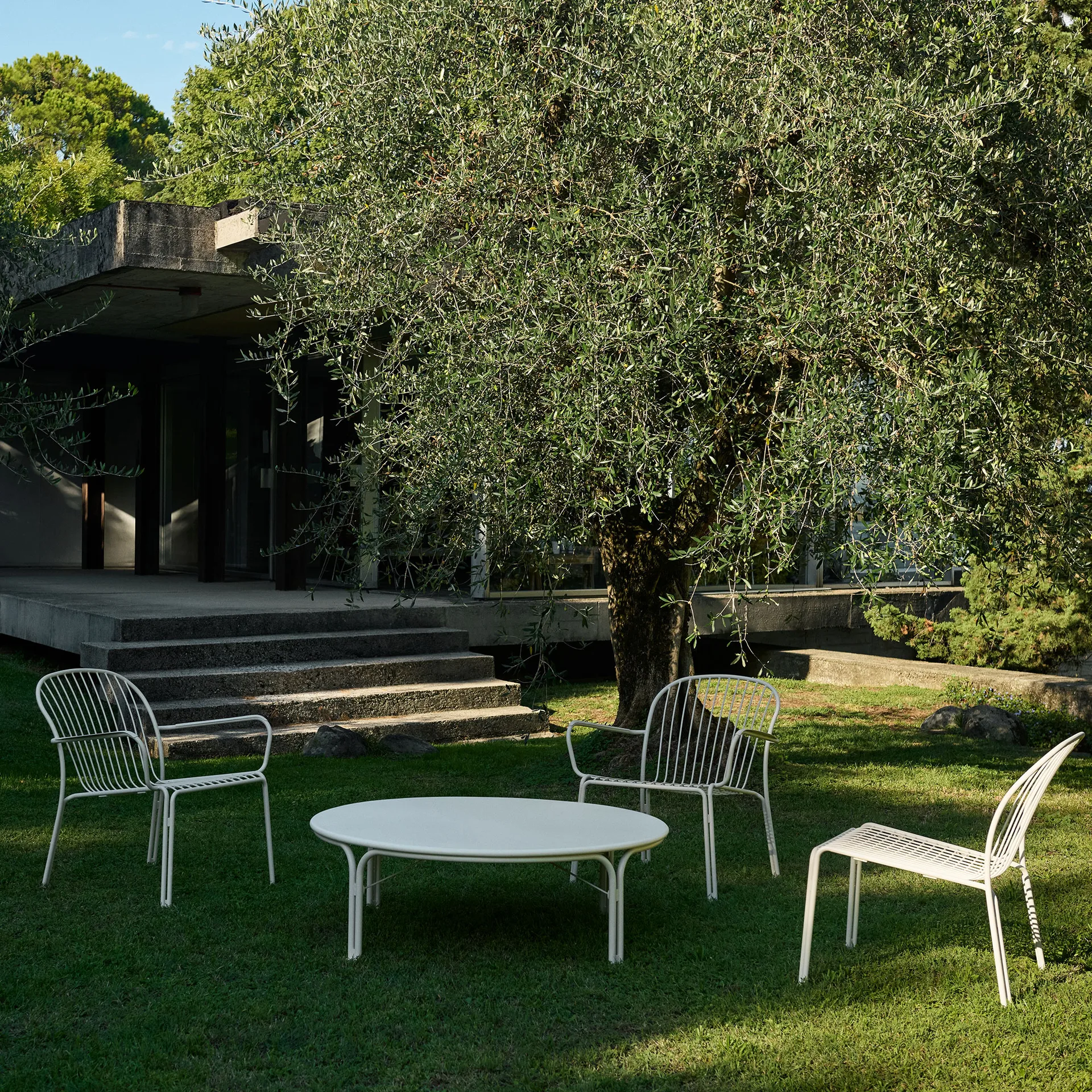 Tavolino Thorvald SC109, Ivory, Ø115 cm &Tradition