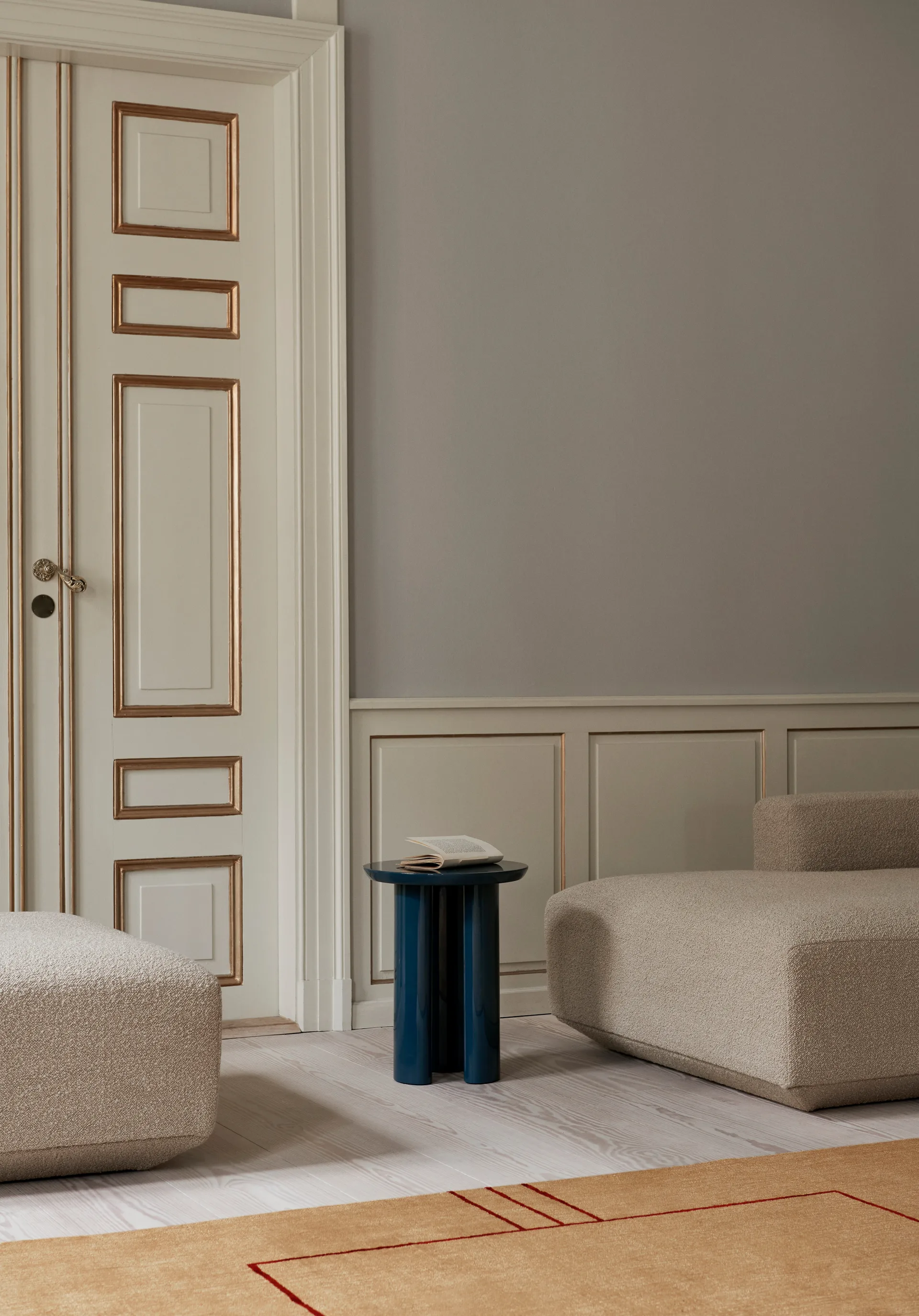 Tavolino Tung JA3, Blu acciaio &Tradition