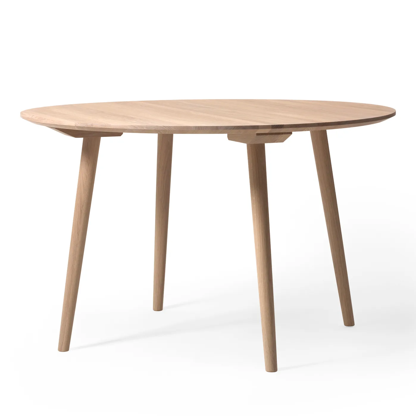 Tavolo In Between SK4, Rovere oliato scuro &Tradition
