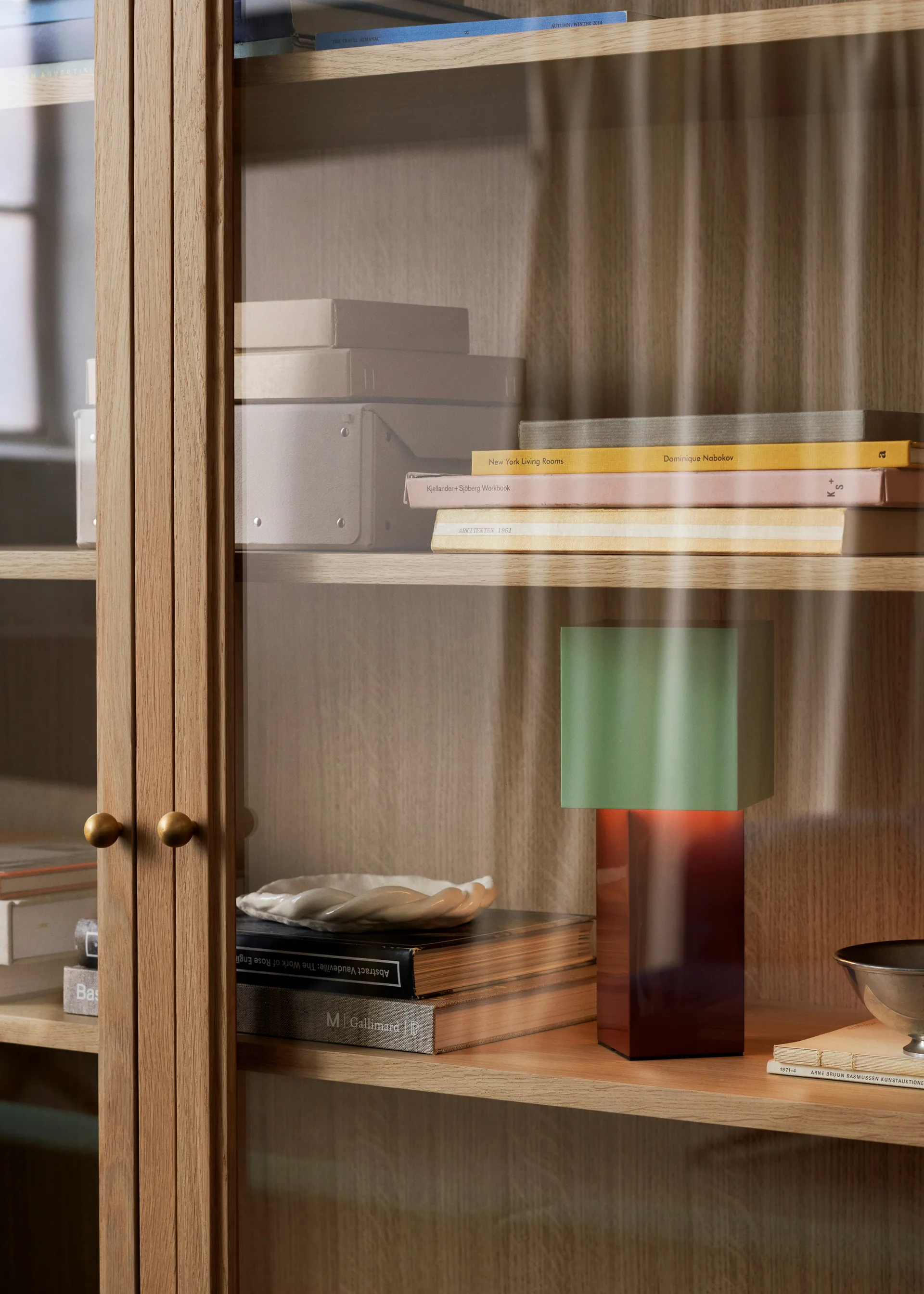 Vetrinetta Trace SC88 120x192x40 cm, Rovere naturale &Tradition