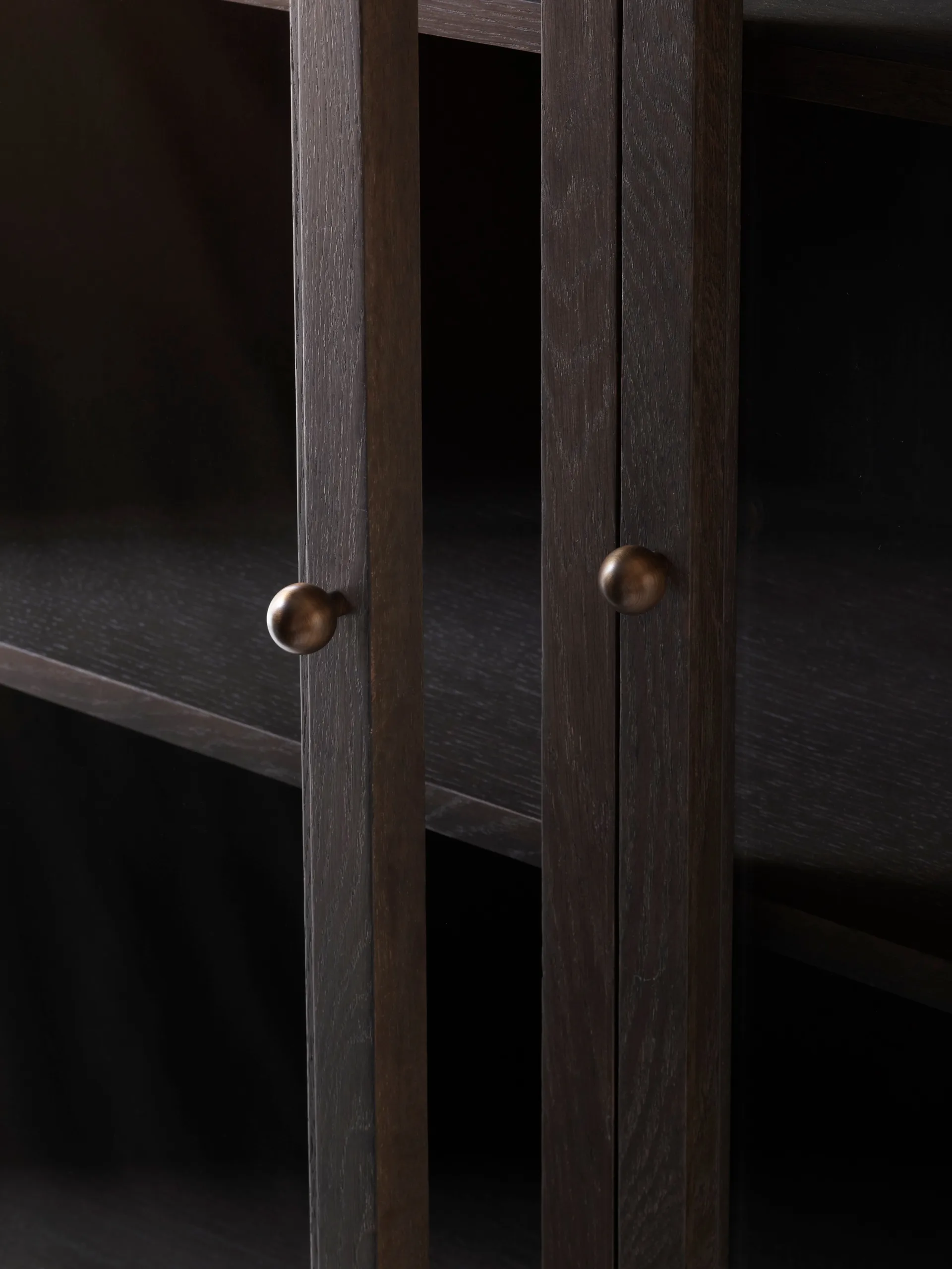 Vetrinetta Trace SC88 120x192x40 cm, Rovere tinto scuro &Tradition