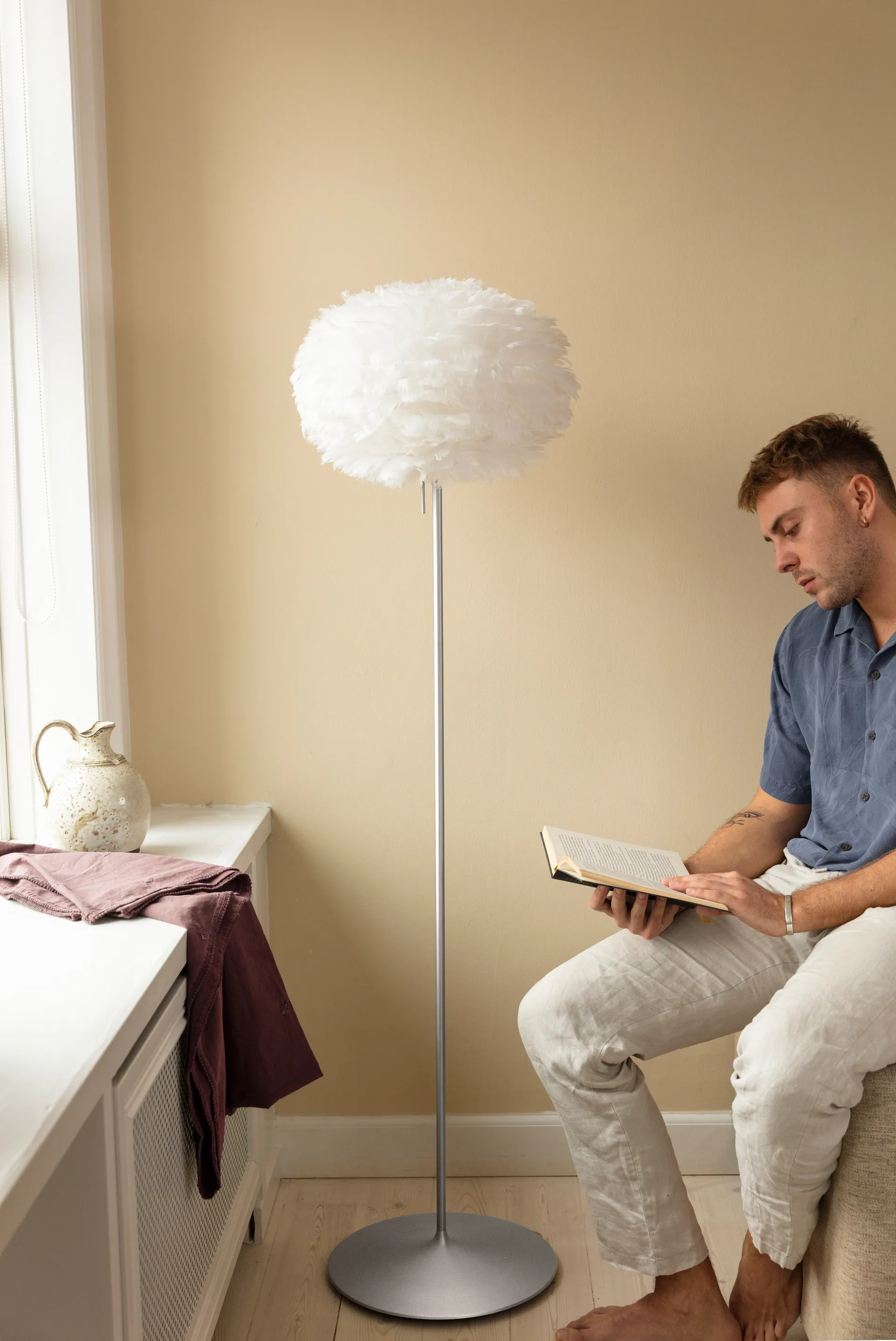 Lampada da pavimento Eos medium, Bianco-Acciaio spazzolato Umage