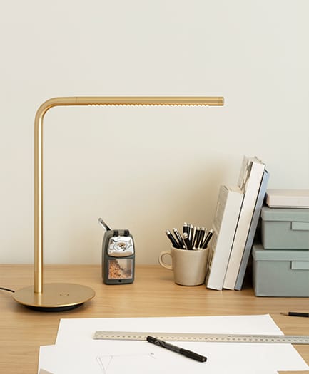 Lampada da tavolo Omni Table, Ottone Umage