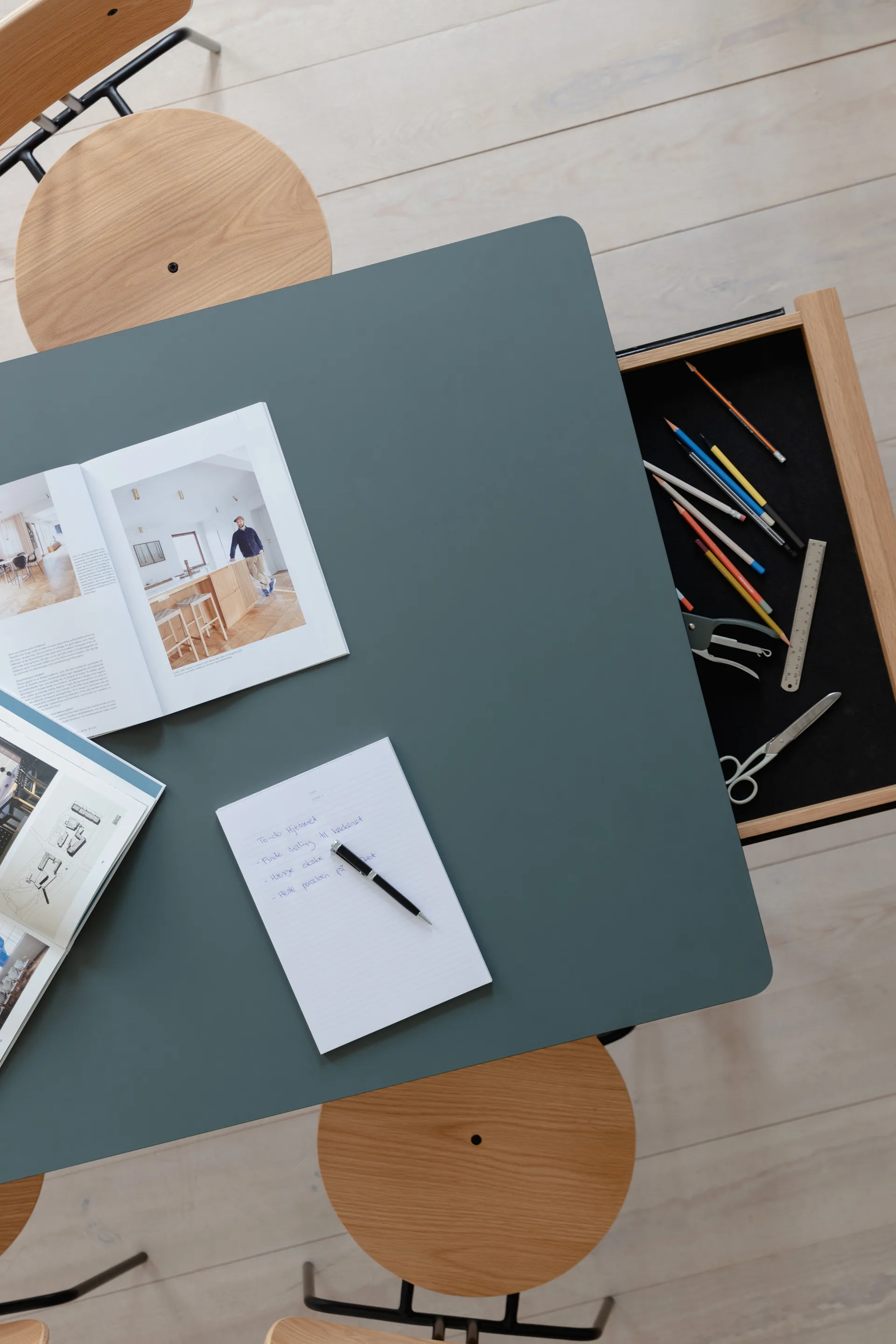 Tavolo da pranzo Heart'n'Soul 90x200 cm, Rovere-verde muschio Umage