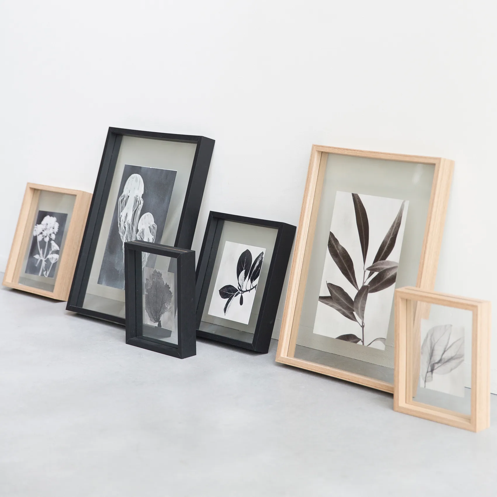 Cornice Floating 15x20 cm, Nero URBAN NATURE CULTURE