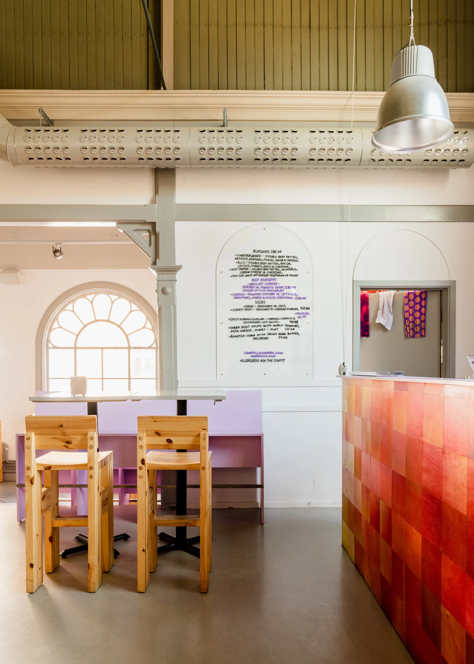 001 Bar Stool sgabello bar, Pino oliato opaco, 75 cm Vaarnii