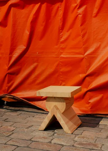 006 AA Side Table tavolino side table - Pino oliato opaco, 40x40x45 cm - Vaarnii