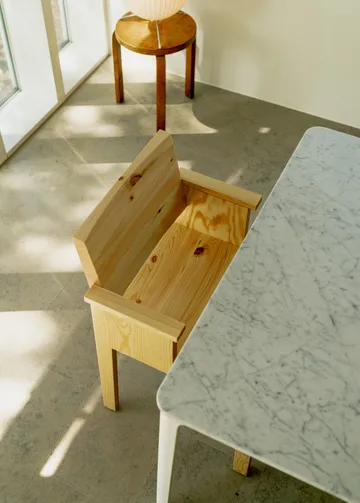 016 Maasto Dining Armchair sedia con braccioli - Pino oliato cerato opaco - Vaarnii