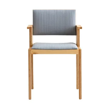 016 Maasto Dining Armchair sedia con braccioli - Pino oliato opaco, fronte rivestita grigio - Vaarnii