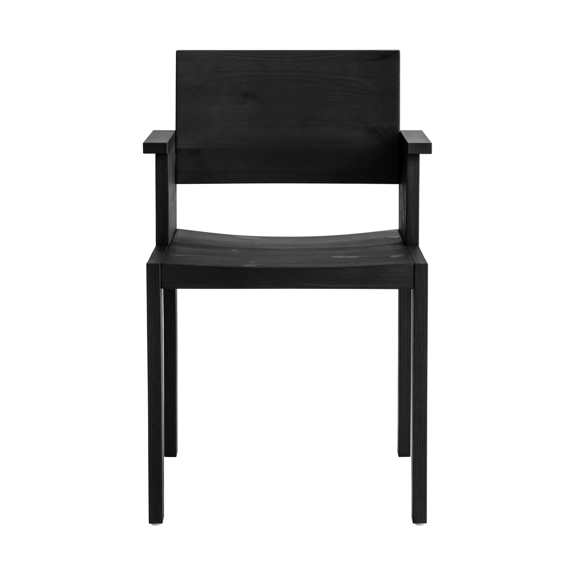 016 Maasto Dining Armchair sedia con braccioli, Pino tinto nero Vaarnii