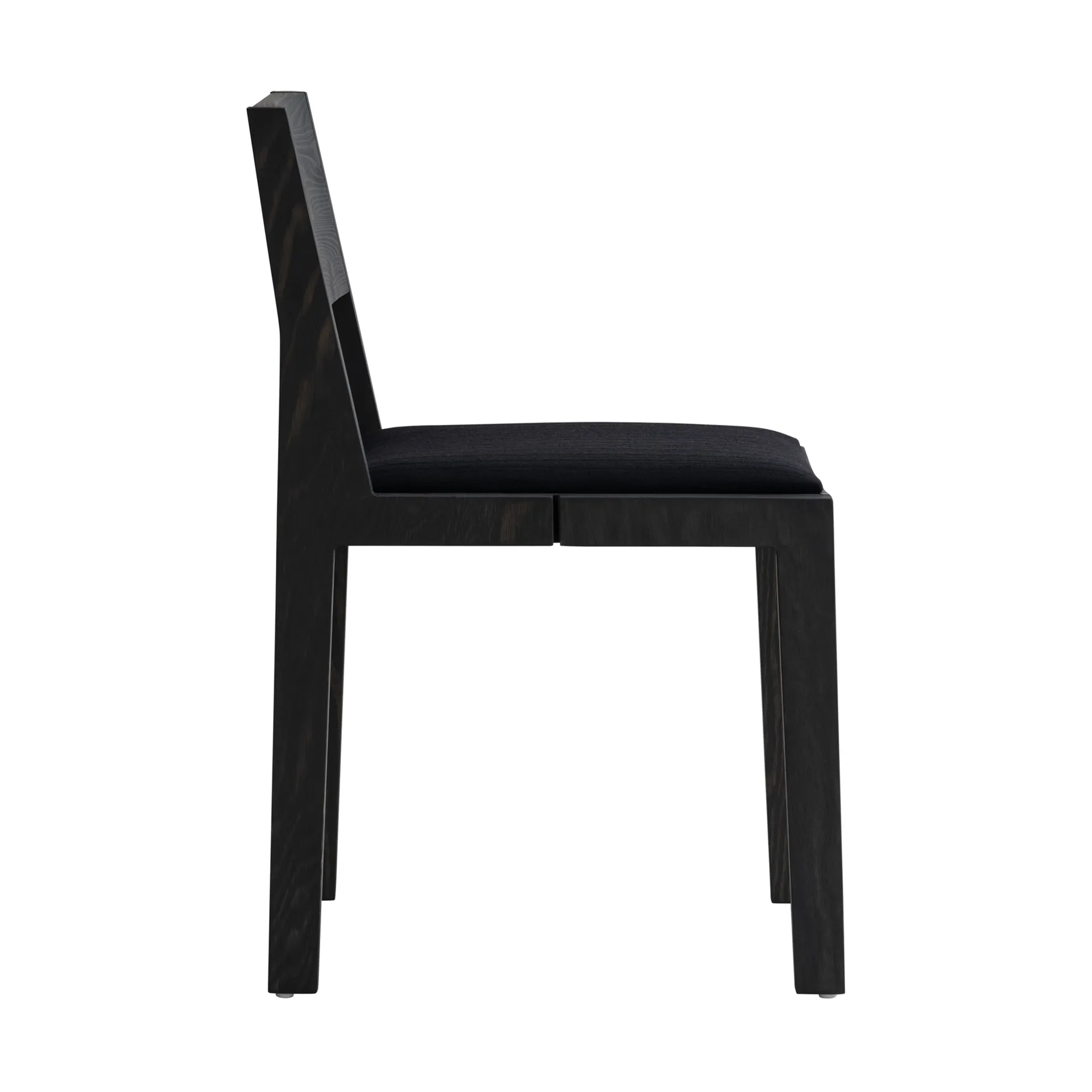 016 Maasto Dining Chair sedia, Pino tinto nero, seduta rivestita nera Vaarnii