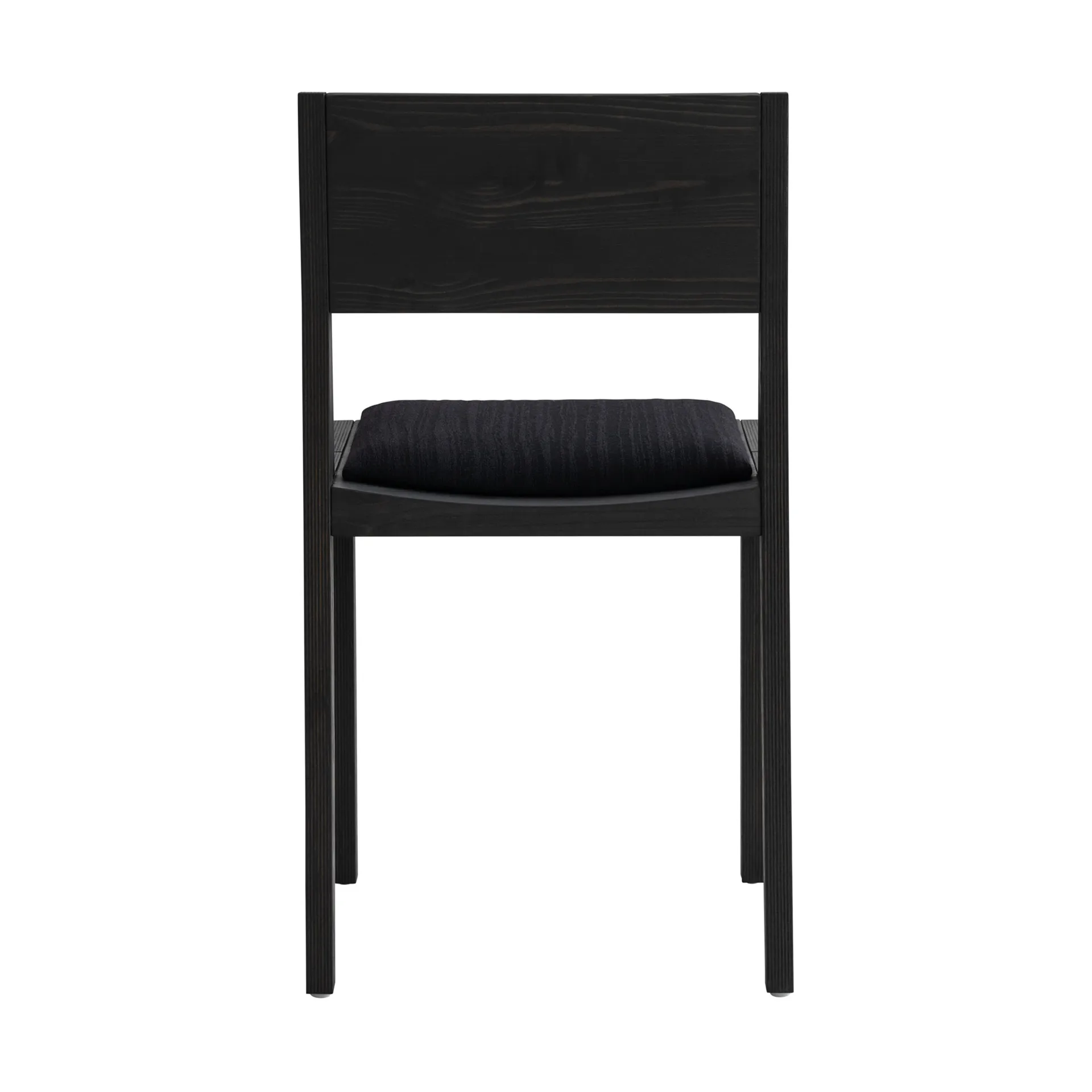 016 Maasto Dining Chair sedia, Pino tinto nero, seduta rivestita nera Vaarnii