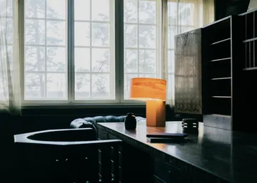 018 Hoop Table Lamp lampada da tavolo - Pino oliato opaco, 34 cm - Vaarnii